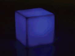 Cube  LED Multicolore Miniature, 5 x 5 x 5 cm, cliquez pour agrandir 